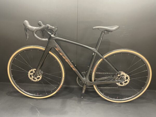 Trek Domane SL5 105 Gen 3 Disc Carbon Road Bike 2022 - 50cm - Image 13