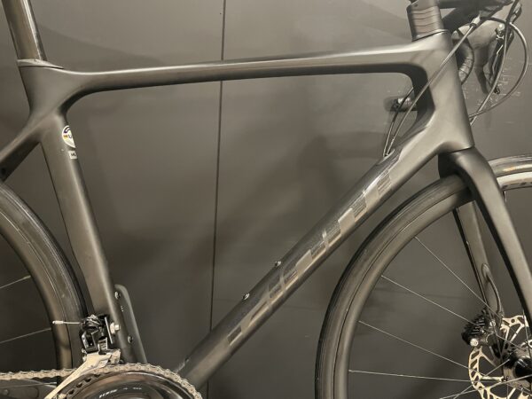 Giant TCR Advanced 2 105 Carbon Disc Road Bike 2021 - M/L - Image 6
