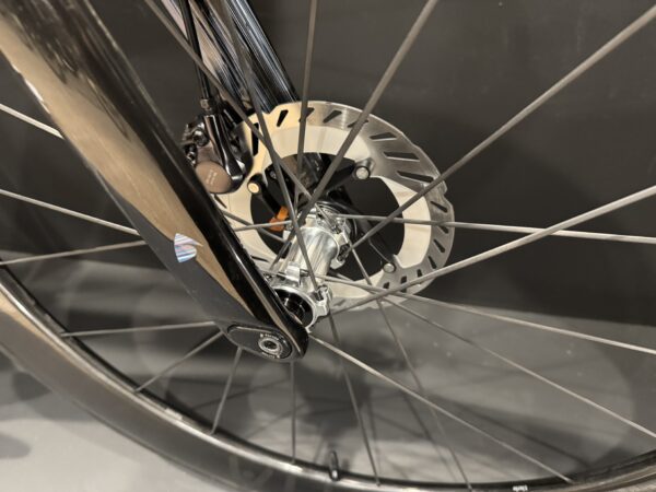 Factor Ostro VAM Shimano Ultegra Di2 Carbon Disc Road Bike 2021 - 52cm - Image 4