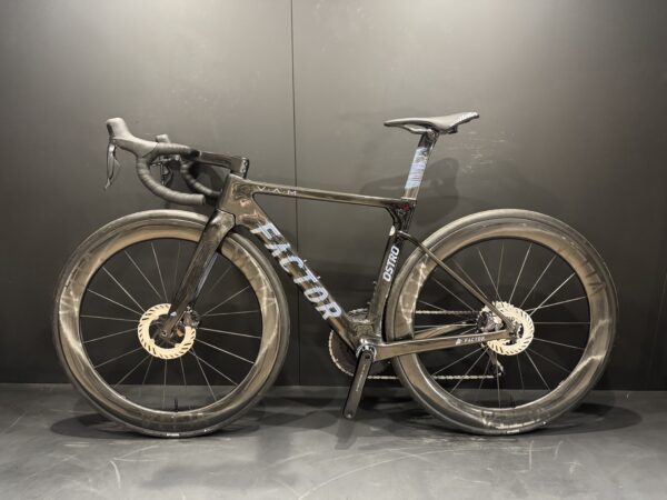 Factor Ostro VAM Shimano Ultegra Di2 Carbon Disc Road Bike 2021 - 52cm - Image 13