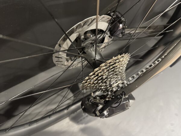 Scott Foil RC10 Shimano Ultegra Di2 Carbon Disc Road Bike 2023 - XX-Small - Image 8