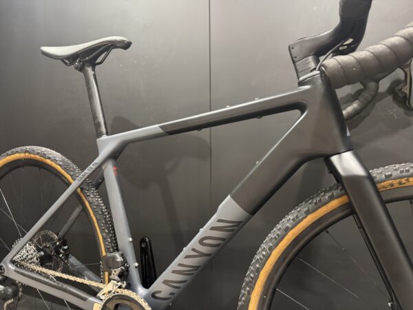 Canyon Grail CF SLX 8 SRAM AXS Carbon Disc Gravel Bike 2024 - Small - Image 11