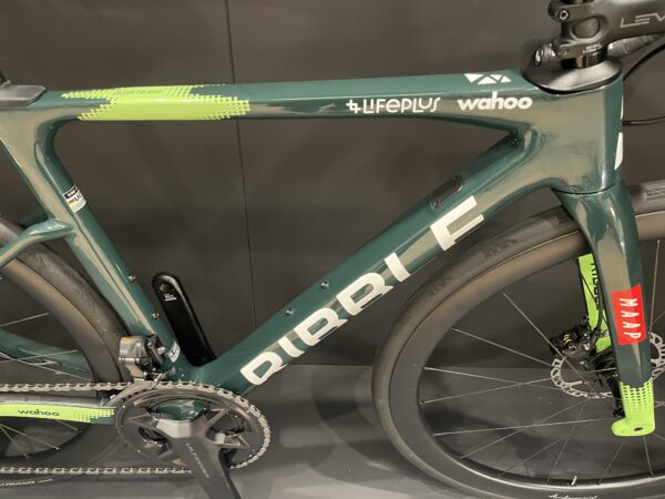 Ribble Endurance SLR Di2 Carbon Disc Road Bike 2024 - X-Small - Image 2