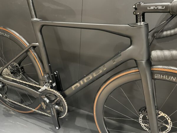 Ribble Endurance SLR 105 Di2 Carbon Disc Road Bike 2024 - Medium - Image 13