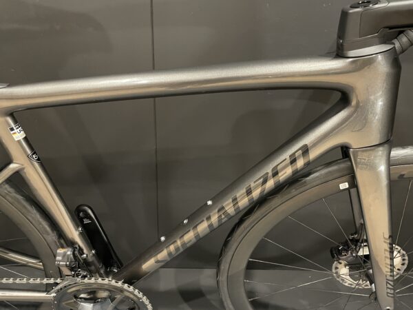 Specialized Tarmac SL8 Expert Di2 Carbon Disc Road Bike 2024 - 54cm - Image 2